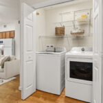 1 BED / 1 BA Laundry