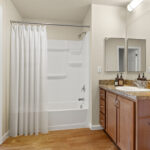 3 BED / 2 BATH Guest Bathroom